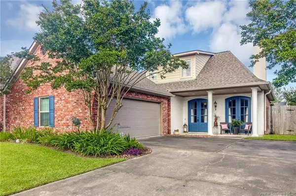 2201 La Cache DR, Lake Charles, LA 70601