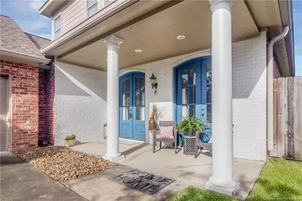 2201 La Cache DR, Lake Charles, LA 70601