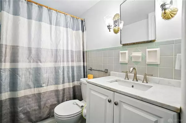 3766 Aikenside Avenue, Cincinnati, OH 45213