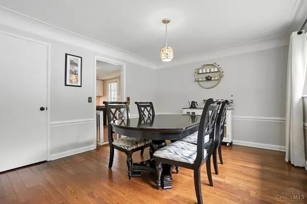 3766 Aikenside Ave, Cincinnati, OH 45213