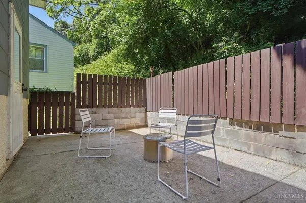 4051 Paxton Ave, Cincinnati, OH 45209