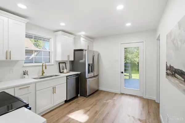 3808 Camden Ave, Mariemont, OH 45227