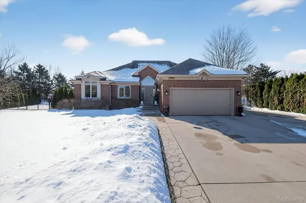 37822 Lilac LN, Richmond, MI 48062