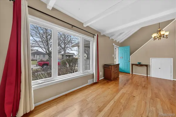 3047 Cumberland RD, Berkley, MI 48072