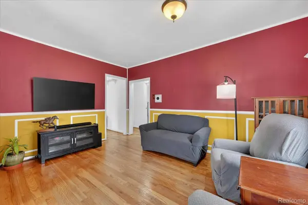 3047 Cumberland RD, Berkley, MI 48072