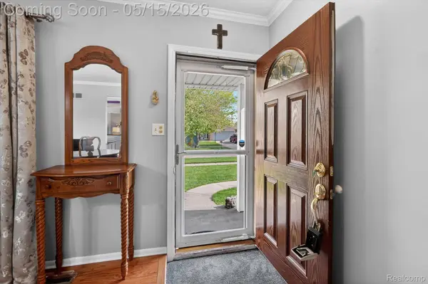 17830 Kuecken ST, Clinton Charter Township, MI 48038