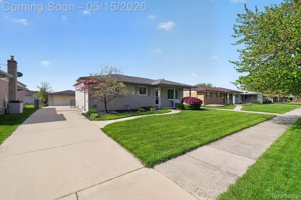 17830 Kuecken ST, Clinton Charter Township, MI 48038