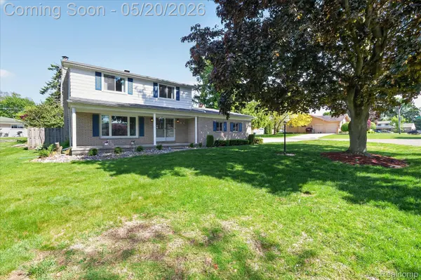 38010 John P ST, Clinton Charter Township, MI 48036