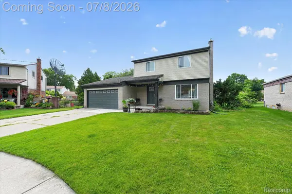 53962 Kirk CT, New Baltimore, MI 48047