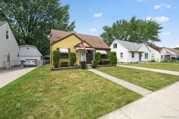 25199 Cole ST, Roseville, MI 48066