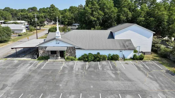 1600 E Moore Avenue, Searcy, AR 72143