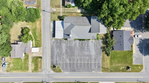 1600 E Moore Avenue, Searcy, AR 72143