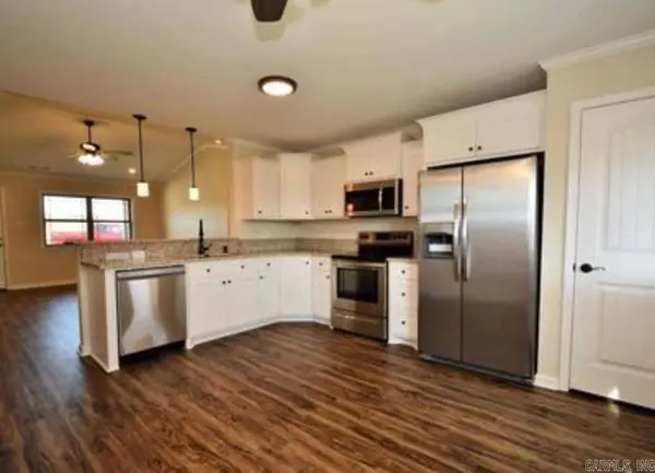 136 Wildflower Drive, Beebe, AR 72012