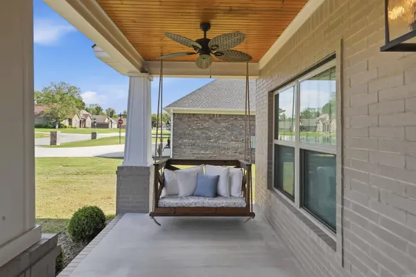 1213 Bent Tree Lane, Searcy, AR 72143
