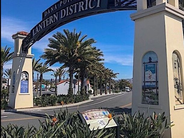 Walkable luxury dining and boutique shopping in the Dana Point Lantern District on Del Prado.