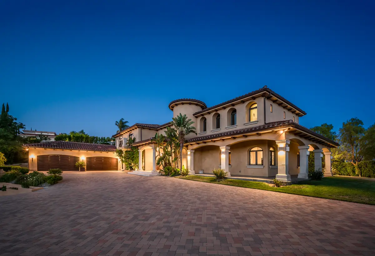 exterior-shot-of-a-luxury-home-in-hidden-hills-ca-2026-03-18-05-41-14-utc