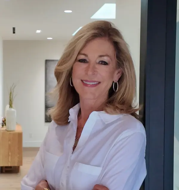 How Do You Choose the Right Listing Agent to Sell a Luxury Home in Coastal South Orange County?