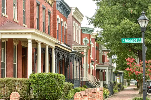 Living in The Fan: Richmond’s Most Talked-About Neighborhood,Mary Soroka