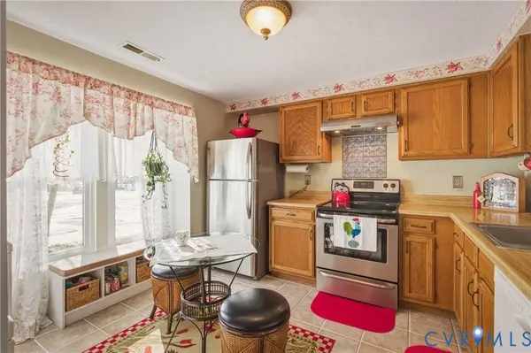 8412 Shannon Green CT, Henrico, VA 23228