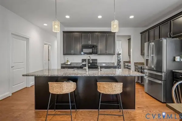 215 Lauradell RD, Ashland, VA 23005