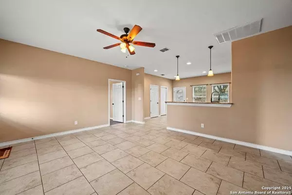 220 Cody, Canyon Lake, TX 78133