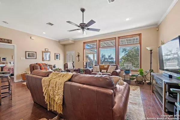 205 Cody, Canyon Lake, TX 78133