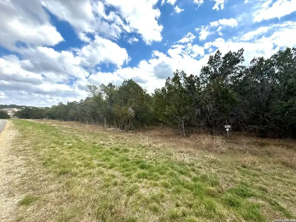 1712 Demi John Bend, Canyon Lake, TX 78133