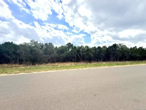 1712 Demi John Bend, Canyon Lake, TX 78133