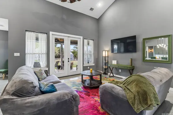 1315 Happy Hollow, New Braunfels, TX 78132