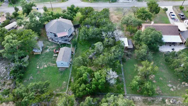2045 Comfort, Canyon Lake, TX 78133