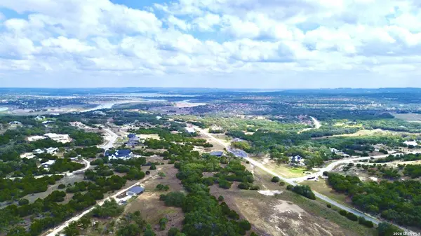 1712 DEMI JOHN BEND RD, Canyon Lake, TX 78133