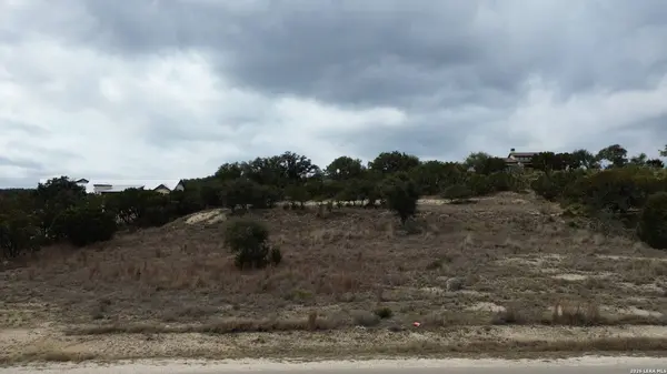 2117 Alto Lago, Canyon Lake, TX 78133