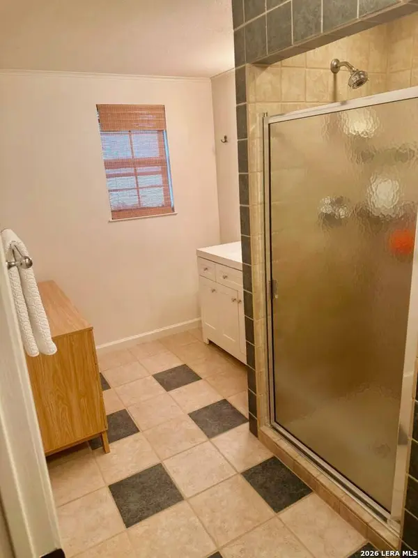 2136 Canyon Lake Dr, Canyon Lake, TX 78133