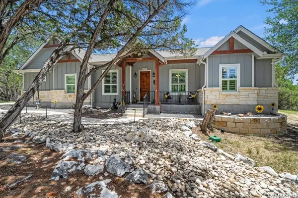 1016 HAPPY HOLLOW DR