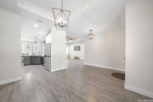 1016 HAPPY HOLLOW DR, New Braunfels, TX 78132