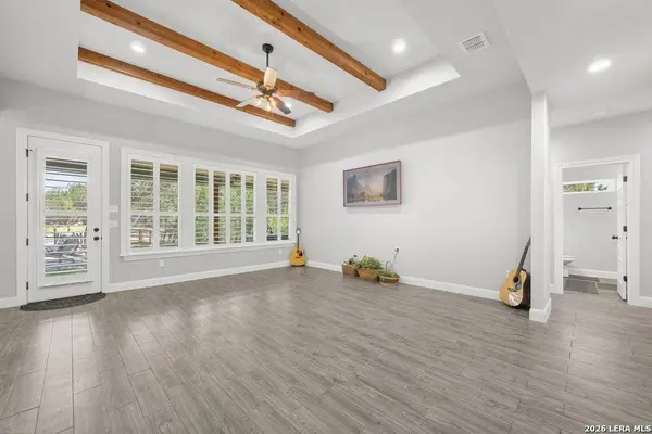 1016 HAPPY HOLLOW DR, New Braunfels, TX 78132