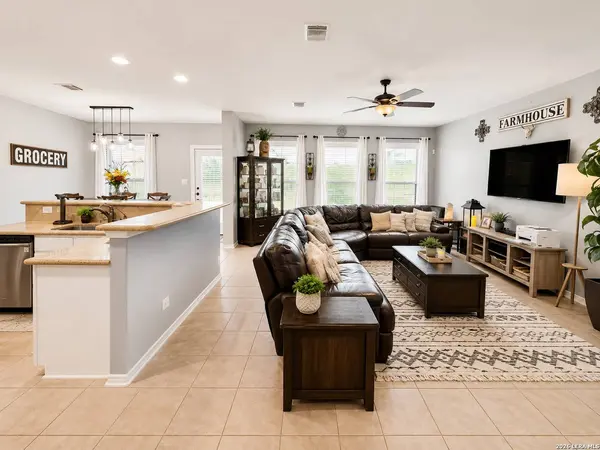 621 MAGDALENA LN, New Braunfels, TX 78132