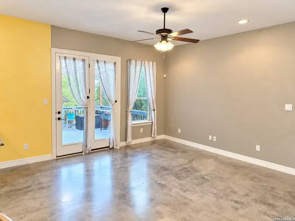 721 HILLTOP RDG, New Braunfels, TX 78132