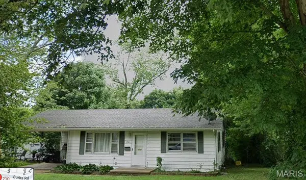 210 Hickory ST, Farmington, MO 63640