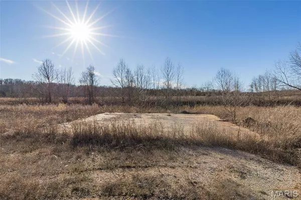 10174 peacock RD, Blackwell, MO 63626