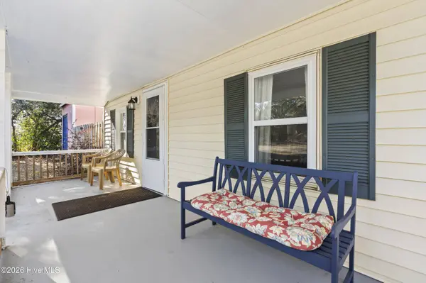 552 Tar Landing RD, Holly Ridge, NC 28445