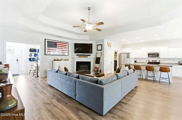 234 Lookout LN, Sneads Ferry, NC 28460