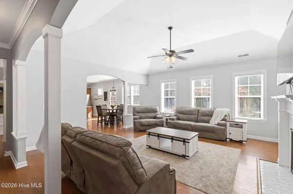 268 Mimosa DR, Sneads Ferry, NC 28460