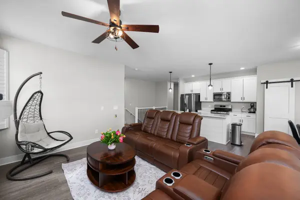 3098 Mary Leigh DR, Bettendorf, IA 52722