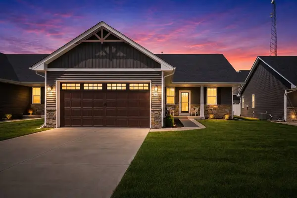 3098 Mary Leigh DR, Bettendorf, IA 52722