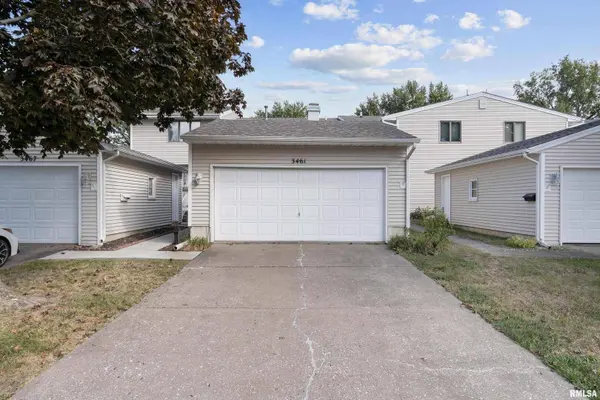 3461 Cedarview Ct CT, Bettendorf, IA 52722