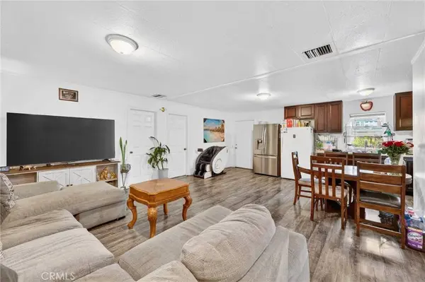 12700 Elliott #413, El Monte, CA 91732