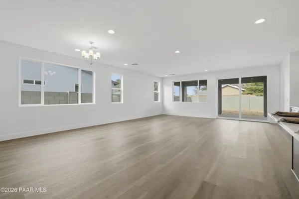 7456 E Louie LN, Prescott Valley, AZ 86315