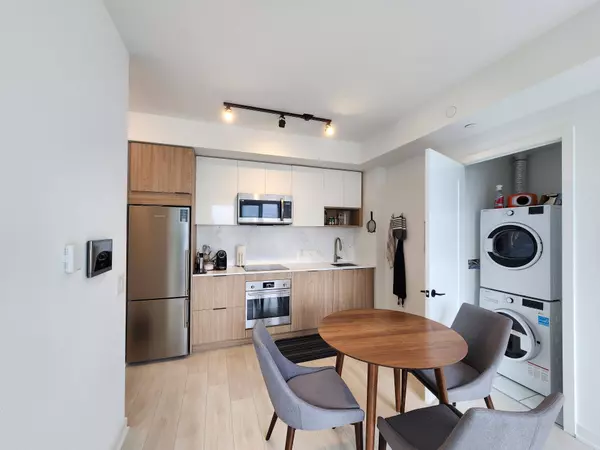 5 Defries ST #3012, Toronto C08, ON M5A 0W7