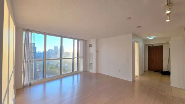 85 Queens Wharf RD #2206, Toronto C01, ON M5V 0J9